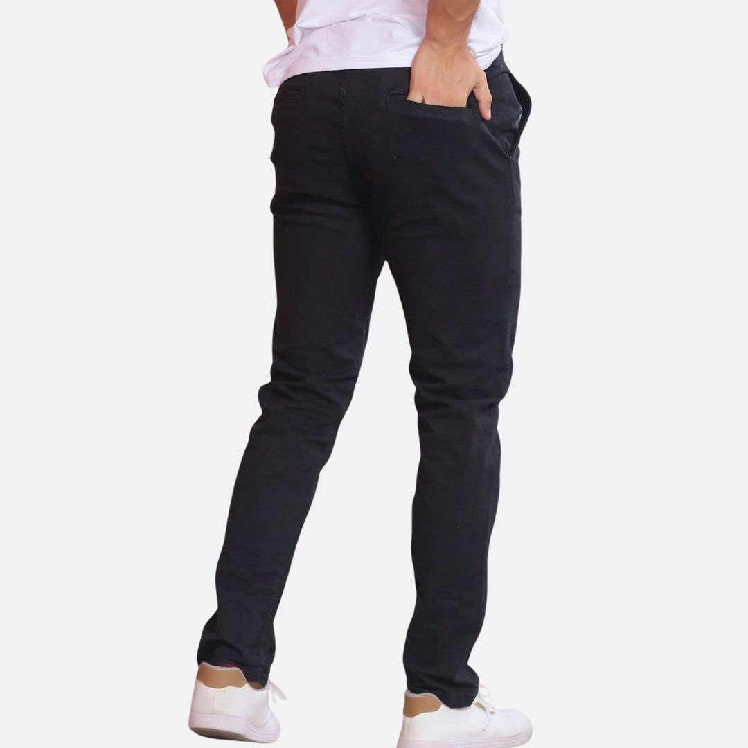 Calça Sarja Masculina Norvitz NV168 com Lycra, modelagem ajustada e bolsos embutidos. Conforto, estilo e versatilidade para todas as ocasiões.
